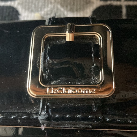 NWOT Liz Claiborne wallet black patent leather style - Picture 2 of 6